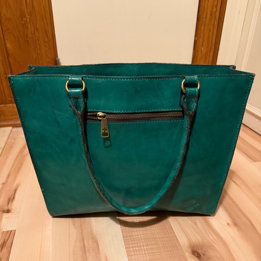 Patricia Nash Large Tooled Leather Tote NWT - Picture 2 of 16